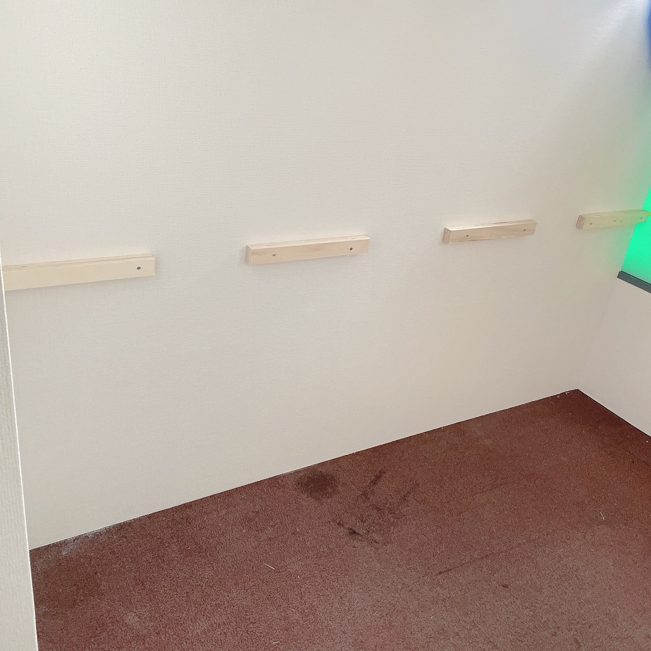 きぼう建設 | 事務所　机作成